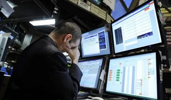 Σε πτώση οι ασιατικές αγορές υπό τον φόβο επικράτησης του Τραμπ