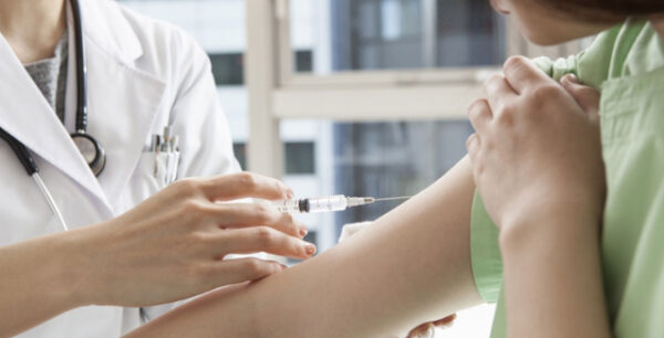 Νέα έκκληση για εμβολιασμό κατά της εποχικής γρίπης