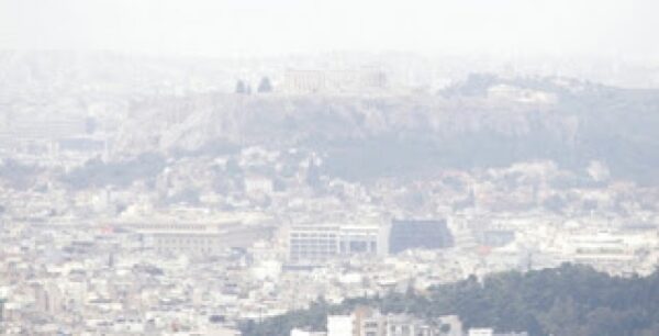Προειδοποίηση του υπουργείου Υγείας για υψηλές συγκεντρώσεις σκόνης