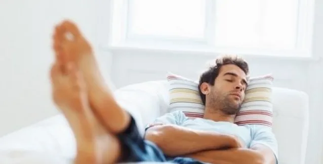 Τι αποκαλύπτει η στάση του ύπνου σου για το μυαλό σου!