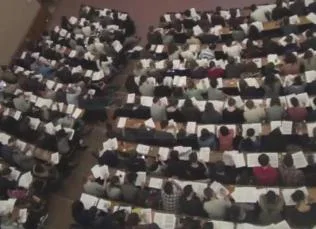 Υποτροφίες, δομές κοινωνικής μέριμνας κενά διαμερίσματα για φοιτητές από ευπαθείς κοινωνικά ομάδες