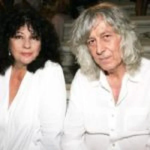 Πέθανε ο Λουκιανός Κηλαηδόνης – Θρήνος για την Αννα Βαγενά