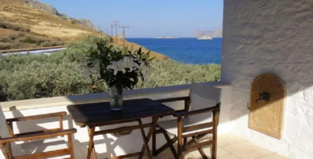 Τεράστια ποσά δίνουν τα ξενοδοχεία για πνευματικά δικαιώματα