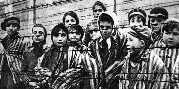 Το σχολείο μπροστά στην απειλή του φασισμού