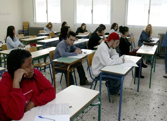 Πανελλήνιες 2017: Σε ατμόσφαιρα Πανελλαδικών Εξετάσεων