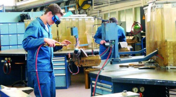 Γνωστοποίηση Προγραμμάτων Σπουδών του Μεταλυκειακού έτους – Τάξης Μαθητείας