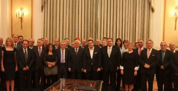 Η Κυβέρνηση βλέπει πρόοδο αλλά & εξωπραγματικές απαιτήσεις από το ΔΝΤ