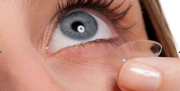 Προσοχή στη χρήση των φακών επαφής