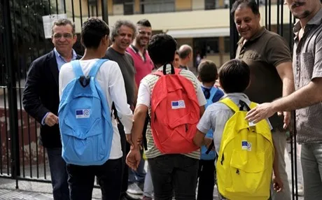 9 στα 10 προσφυγόπουλα θα πηγαίνουν σχολείο μέχρι τέλος Φεβρουαρίου