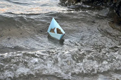 Εκτεθειμένος ο Υπουργός για τους διορισμούς. Και με συνέντευξη η επιλογή στελεχών