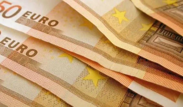 Τέλος στο χαρτονόμισμα των 50 ευρώ στις 5 Απριλίου