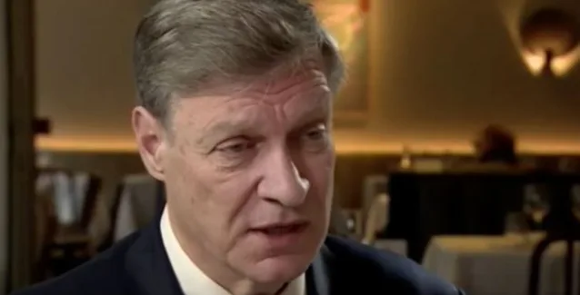 Θετικός σε Grexit ο υποψήφιος πρέσβης του Τραμπ στην ΕΕ