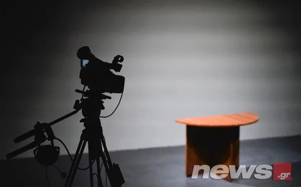 Μέσα στο νέο τηλεοπτικό full HD στούντιο του Πανεπιστημίου Αθηνών