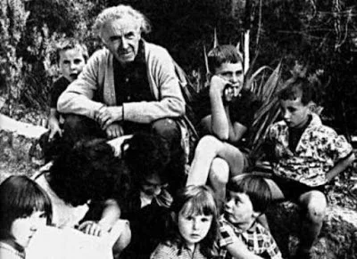 Η επιτροπή για την επιλογή εκπαιδευτικών που θα συμμετάσχουν στο πιλοτικό πρόγραμμα εκπαίδευσης και εφαρμογής της παιδαγωγικής Φρενέ (Freinet) στη δημόσια εκπαίδευση