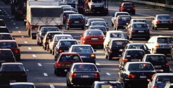 Ανασφάλιστα το 13-14% των ελληνικών οχημάτων -Απειλή για τους δρόμους