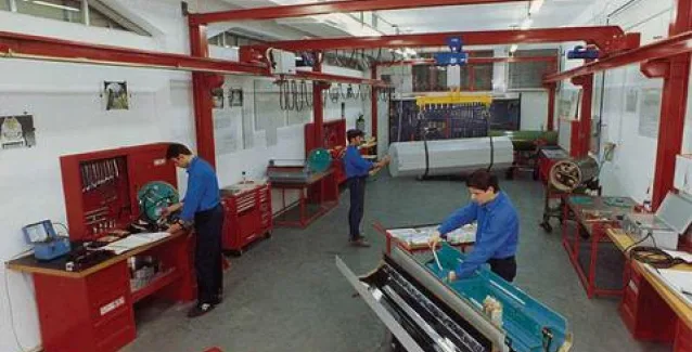 Επιδεινώθηκαν για 6o συνεχόμενο μήνα οι συνθήκες του μεταποιητικού τομέα στην Ελλάδα