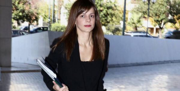 «Μπλόκο» των Δανειστών στις προτάσεις της Έφης Αχτσιόγλου για εργασιακά και συντάξεις