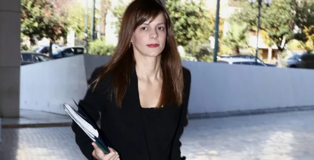 «Μπλόκο» των Δανειστών στις προτάσεις της Έφης Αχτσιόγλου για εργασιακά και συντάξεις