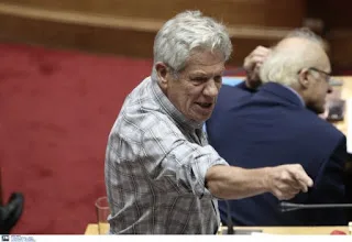 Μπαλαούρας: Όποιος βουλευτής δεν θέλει να ψηφίσει τα νέα μέτρα να παραιτηθεί