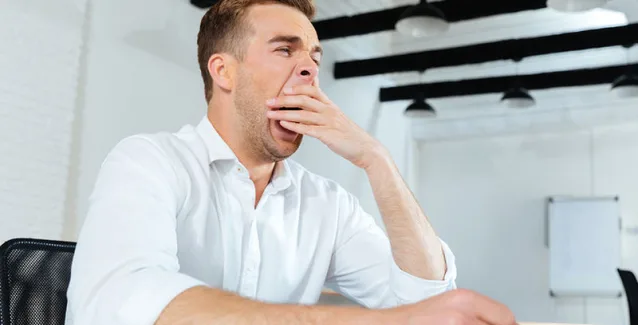 Έρευνα: Πώς η αϋπνία επηρεάζει την προσέλευση στις κάλπες