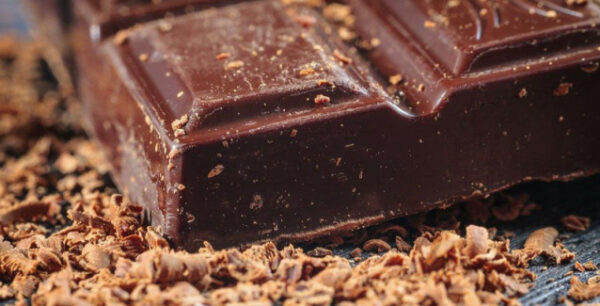 Σοκολάτα: 7 επιστημονικοί λόγοι που «επιβάλλουν» την κατανάλωσή της