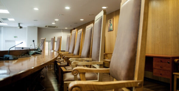 Περισσότεροι από 170.000 Έλληνες έκαναν αποποίηση κληρονομιάς μέσα σε τέσσερα χρόνια