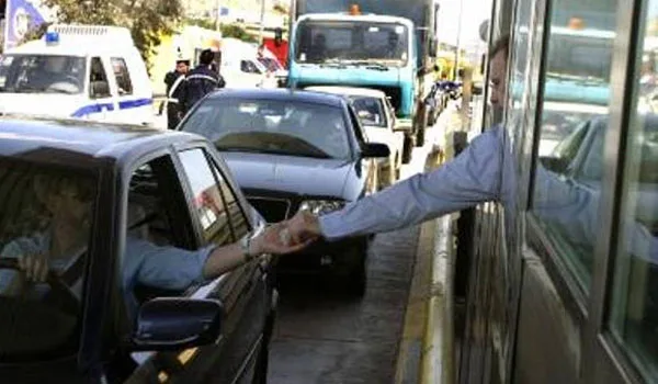 Αυξάνονται τα διόδια για τις νέες σήραγγες των Τεμπών