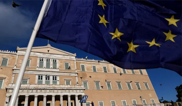 Θρίλερ με τη συμφωνία Ελλάδας – θεσμών. Τι λένε κυβέρνηση και δανειστές