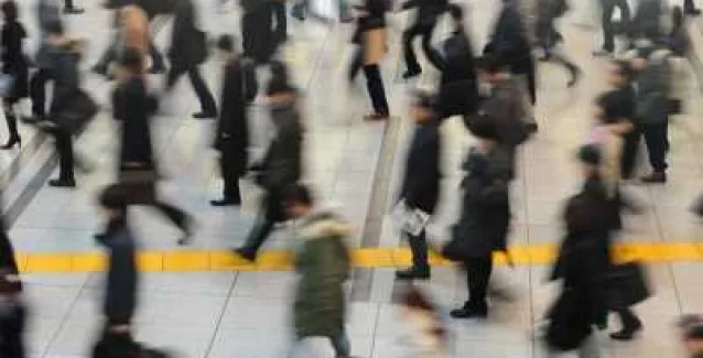 Ένας στους τρεις Έλληνες αναζητά εργασία στο εξωτερικό