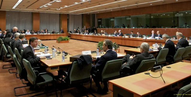Αρνείται το Ταμείο να επιστρέψει στην Αθήνα, λόγω του χάσματος στα θέματα των συντάξεων και των εργασιακών. Πολύ μακριά η συμφωνία