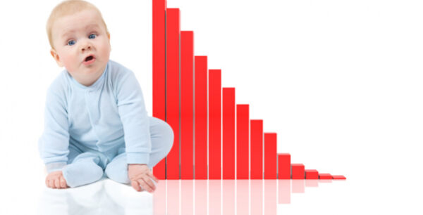 Eurostat: Στο μισό οι δαπάνες υγείας στην Ελλάδα – Κατακόρυφη πτώση γεννήσεων