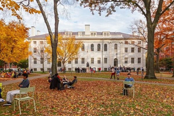 Το Χάρβαρντ έρχεται στην Ελλάδα