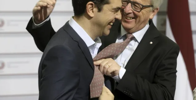 Γιούνκερ: Είμαι ο πιο δημοφιλής Ευρωπαίος πολιτικός στην Ελλάδα – Ο Τσίπρας με αγαπάει βαθιά
