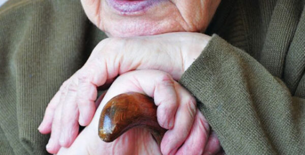 Επιστήμονες «ξανάνιωσαν» τη μνήμη ηλικιωμένων μέσω διέγερσης του εγκεφάλου