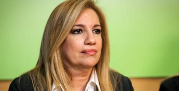 Γεννηματά: Δύο χρόνια τώρα η κυβέρνηση υλοποιεί μνημόνια