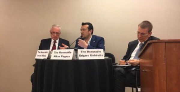 Παππάς από ΗΠΑ: Η Ελλάδα είναι αποφασισμένη να παίξει σταθεροποιητικό ρόλο στην περιοχή της