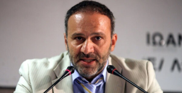 Η κυβέρνηση εξετάζει πρόστιμα της Τροχαίας ανάλογα με το εισόδημα