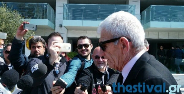 Μπουτάρης: Να καταργηθεί η παρέλαση της 25ης Μαρτίου με τη σημερινή μορφή