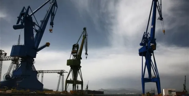 Επαφές Πιτσιόρλα στις Βρυξέλλες για τα ναυπηγεία Σκαραμαγκά
