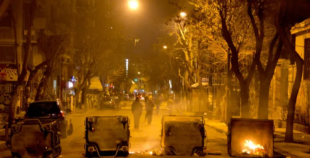 ΝΔ: Διαψεύδεται η κυβέρνηση με τα επεισόδια στα Εξάρχεια