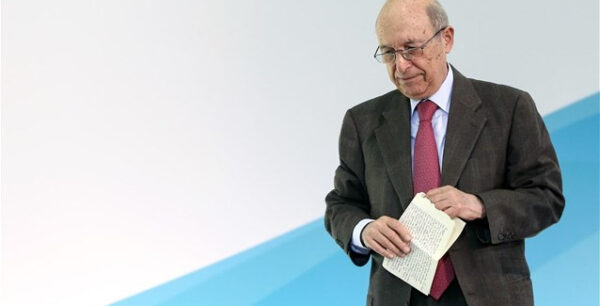 Κ. Σημίτης: Χρειάζεται λύση με προσφυγή στις κάλπες