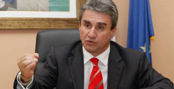 Λοβέρδος: «Ρίχνει «καρφιά» εναντίον Παπαδημητρίου για τον διορισμό ατόμου υπέρ της δραχμής»