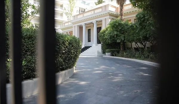 Πάμε για λύση στη διαπραγμάτευση και… Ξεκινά το βουλευτικό μασάζ