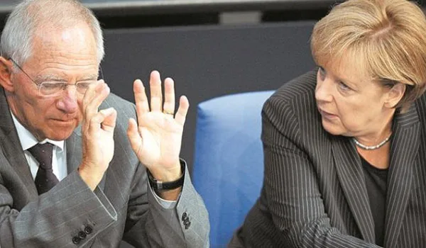 Όχι από Σόιμπλε και Μέρκελ στο πάγωμα των ελληνικών επιτοκίων