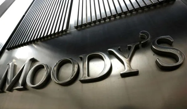 Moody’ s: Τι θα συμβεί σε μια χώρα εάν εγκαταλείψει το ευρώ