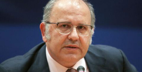 Ξυδάκης στο Stern: Δηλητήριο για την Ελλάδα η λιτότητα