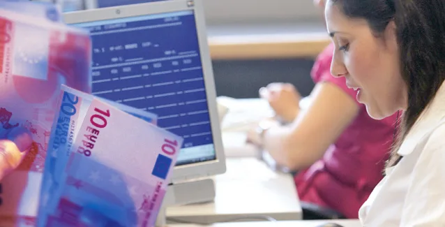 Εξετάζεται νέα ρύθμιση για τα κόκκινα χρέη προς τα Ταμεία