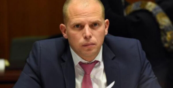 Ειδικοί για θέματα ασύλου στα ελληνικά νησιά