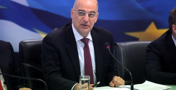 Δένδιας: Όποιος ακούει τον Πρωθυπουργό και τον κ. Παππά, νομίζει ότι όλα πάνε καλά