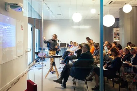 Κύκλος σεμιναρίων «Από την έρευνα στη διδασκαλία»